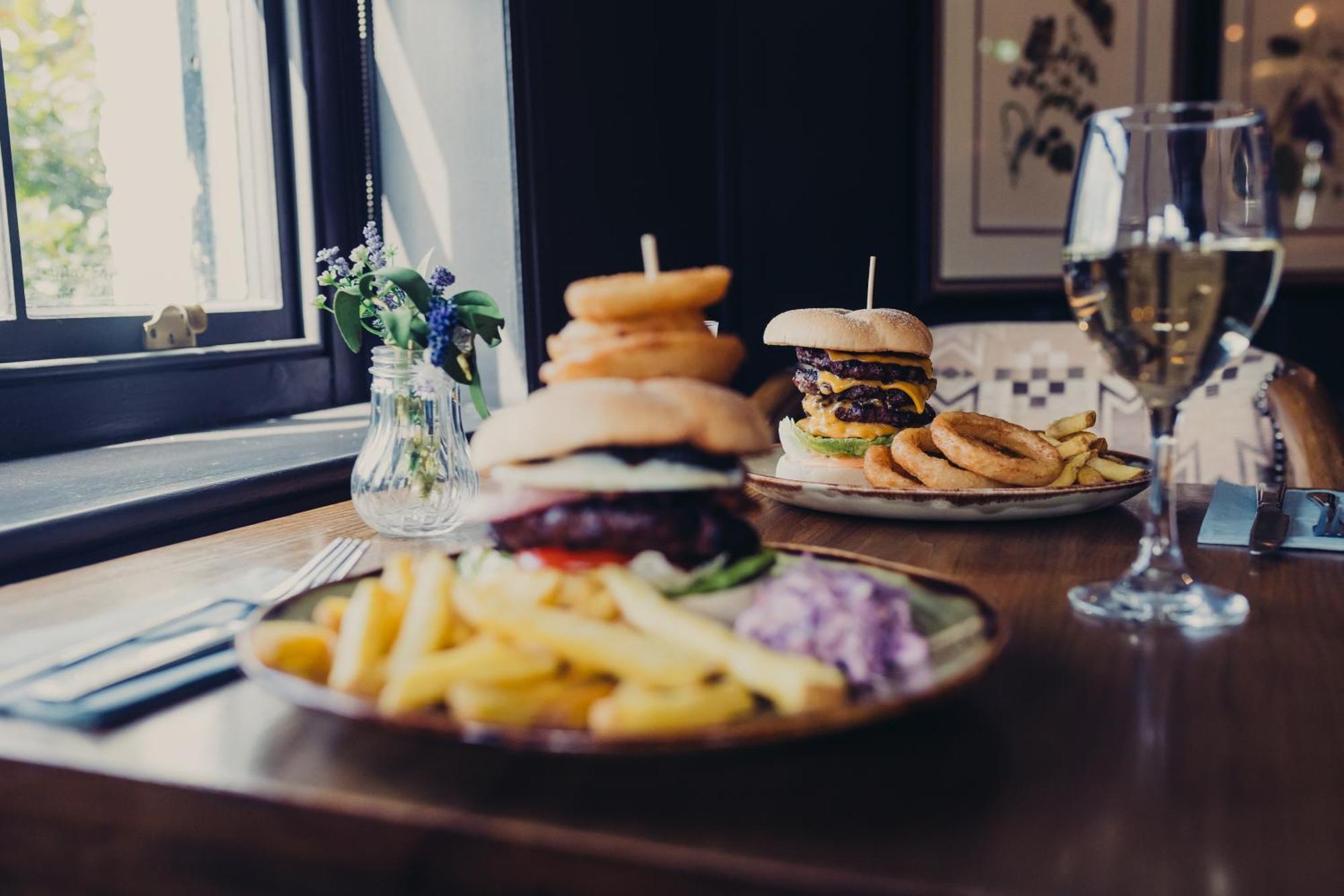 The Bulls Head Hotel Hale  Luaran gambar